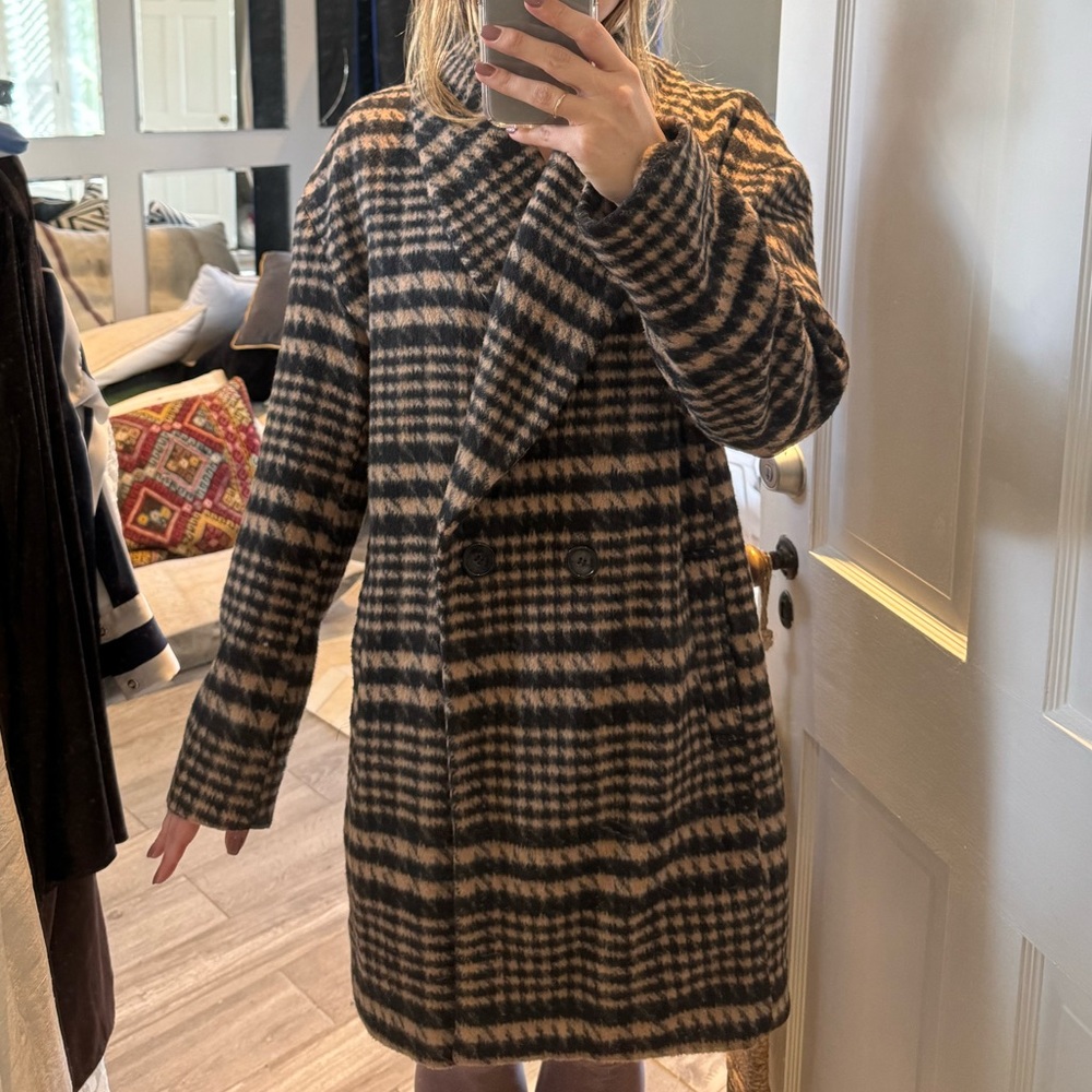 Houndstooth coat
